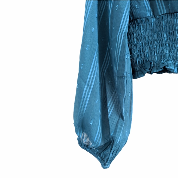 FRANCESCA'S COLLECTIONS Lauren Smocked Open Back Teal Blouse Size Medium - Picture 10 of 13